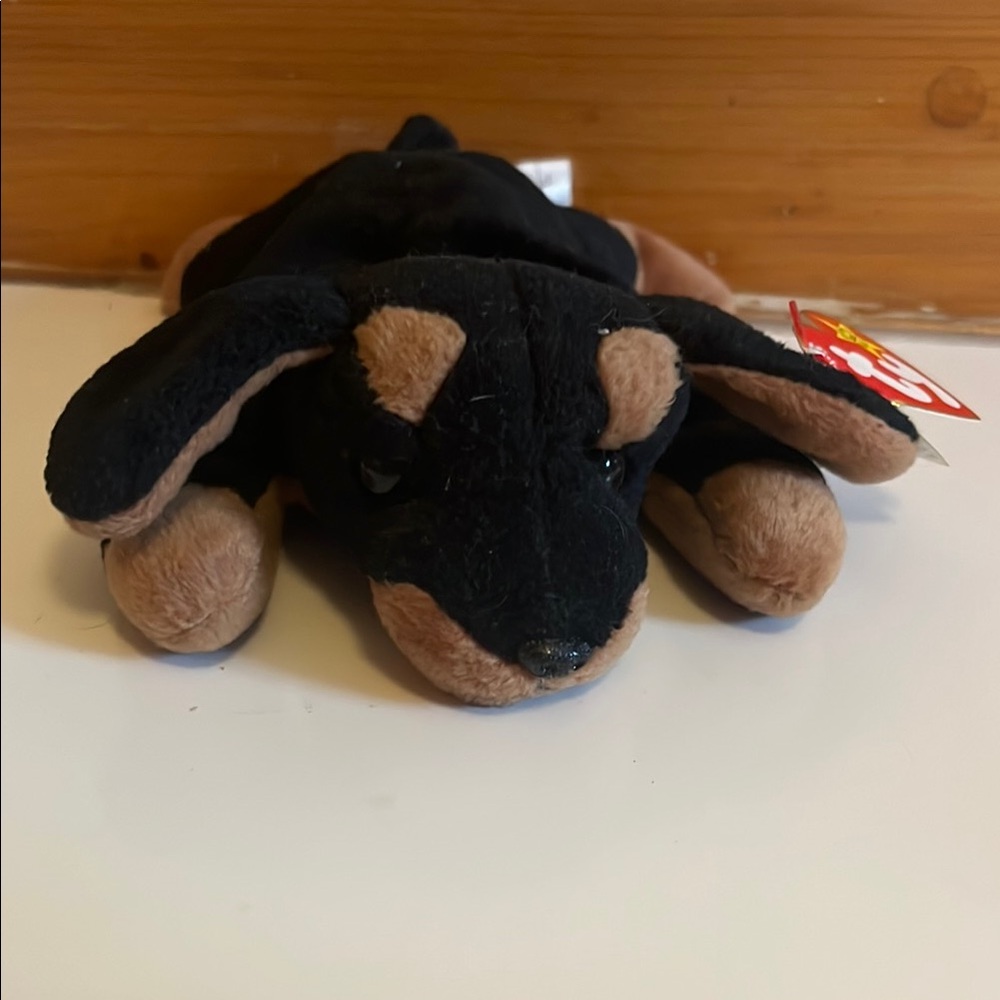 TY Beanie Baby “Doby” Dachshund